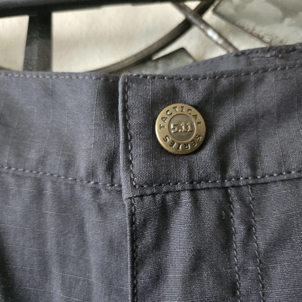 5.11 Tactical Series Cargo Gray Pants Mens 40x36 Gray RN 109614 CA04719.